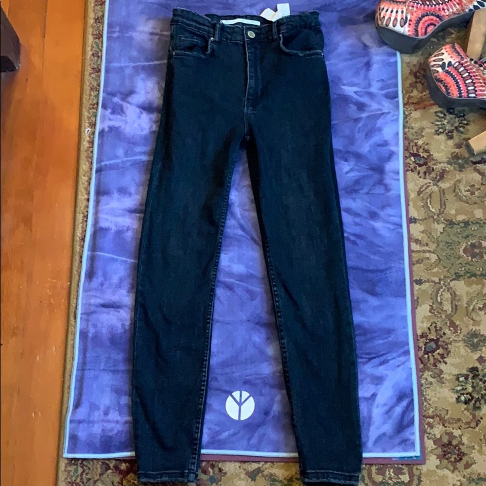 Black Zara jeans